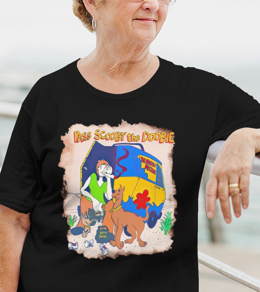 Scooby-Doo The Mystery Machine Pass Scooby The Doobie T-Shirt