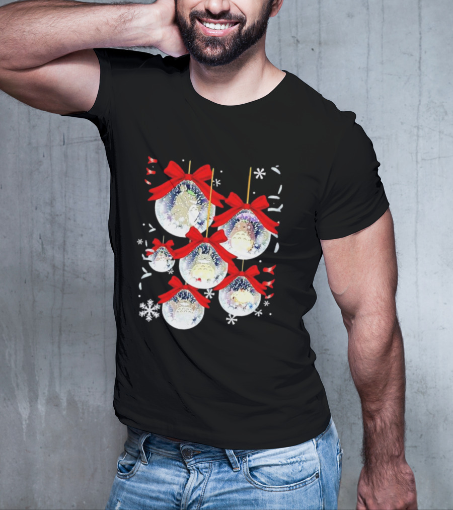 Totoro Chibi Christmas Ornaments With Snowflakes And Red Bows T-Shirt