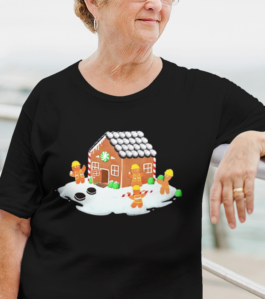 Gingerbread House Construction Crew Christmas Scene T-Shirt