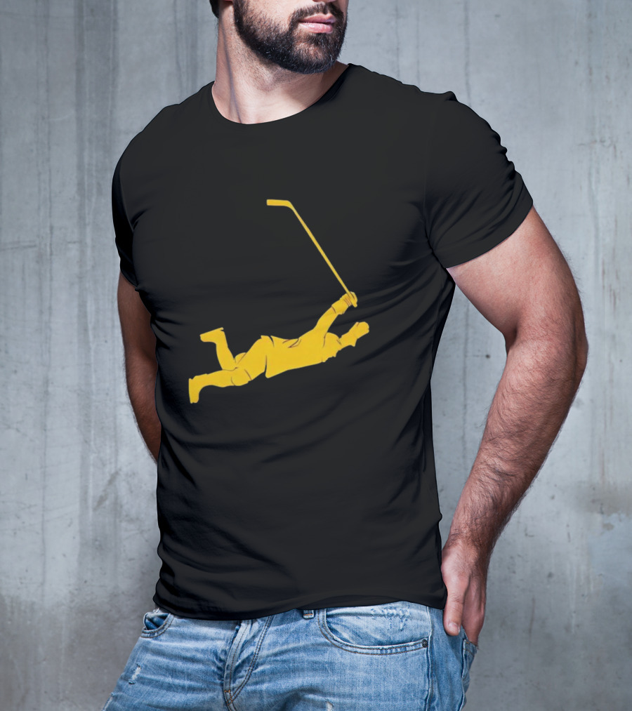 Bobby Orr Flying Hockey T-Shirt