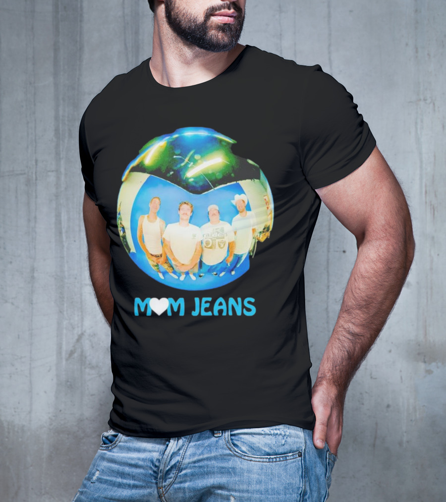Mom Jeans Heart Raiders Orb Photo T-Shirt