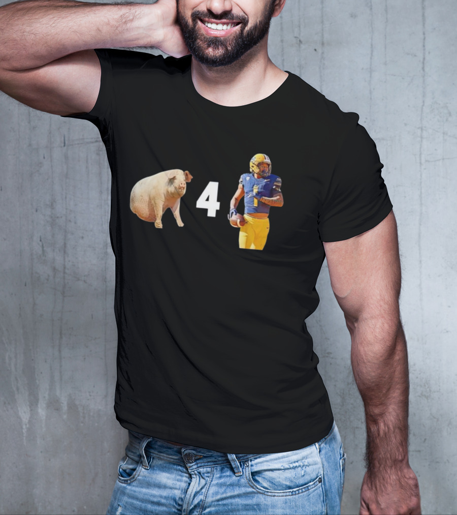Hogs 4 Ott Heisman Football Player Pig Image T-Shirt