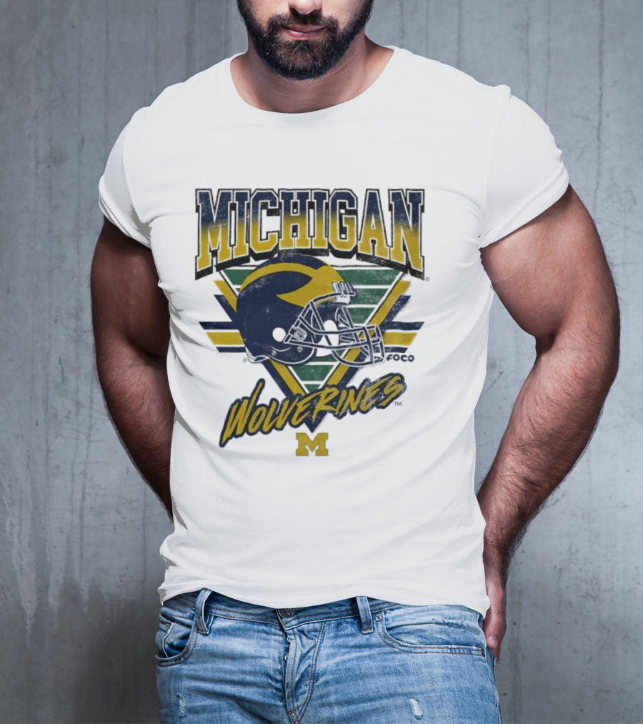Michigan Wolverines Vintage Triangle Football Helmet M T-Shirt