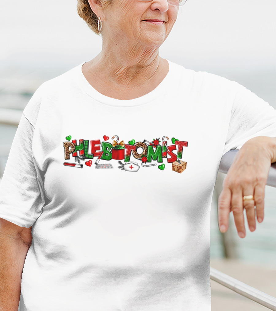 Phlebotomist Nurse Christmas Holiday Festive Leopard Print Decor T-Shirt