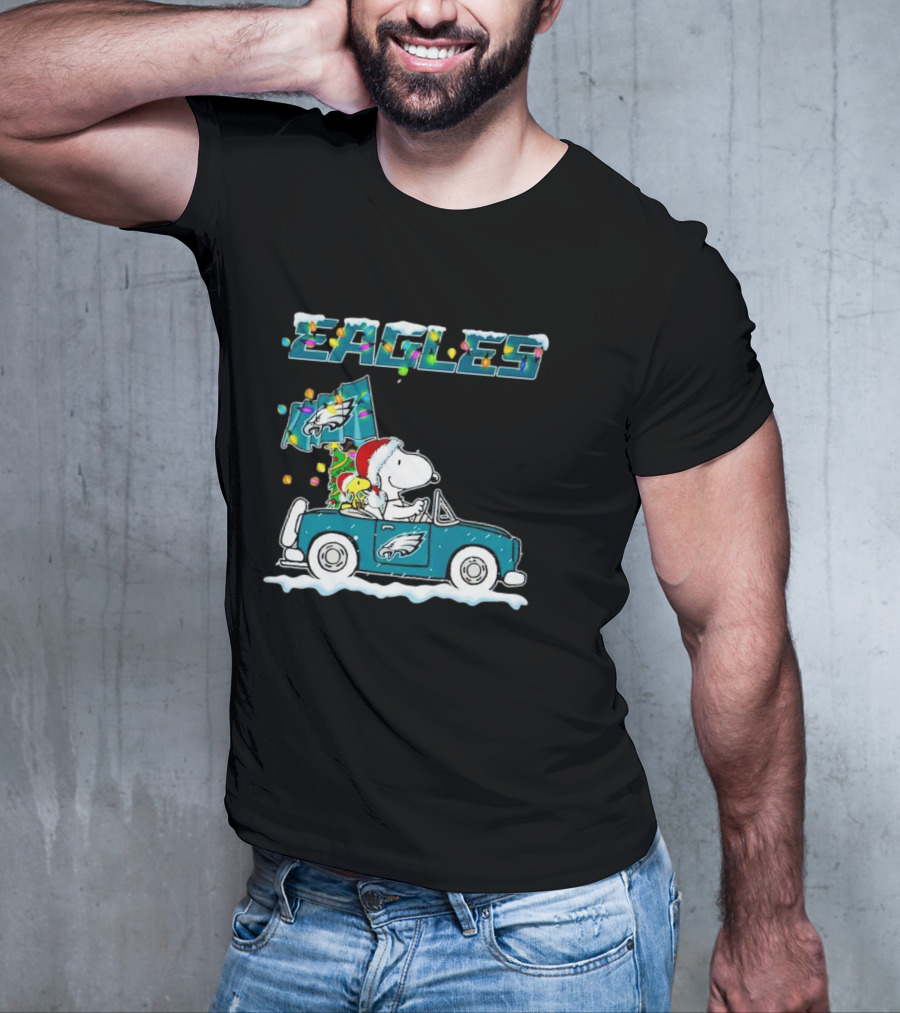 Eagles Snoopy Woodstock Christmas Driving Philadelphia Car T-Shirt
