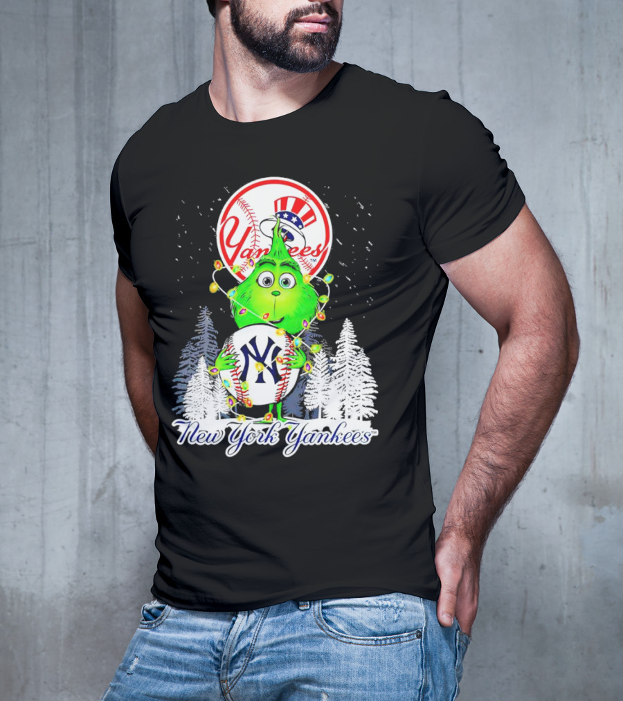 New York Yankees Grinch Christmas Hug With Baseball And Trees T-Shirt
