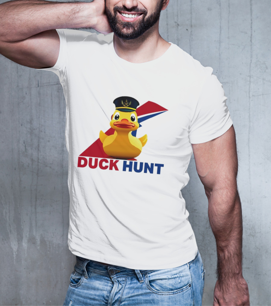 Cruising Duck Hunt Captain Rubber Duck Navy T-Shirt