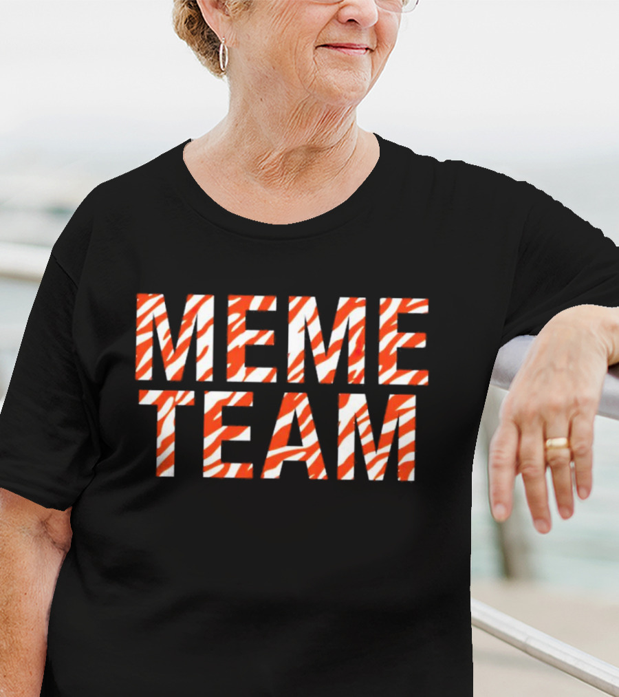 MEME TEAM Red And White Zebra Print T-Shirt