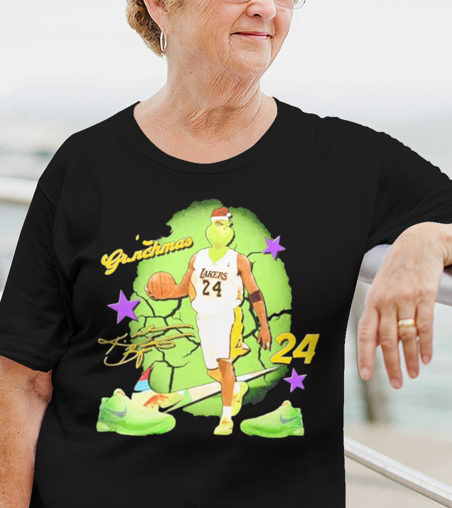 Lakers 24 Grinchmas Kobe Bryant Sneakers T-Shirt