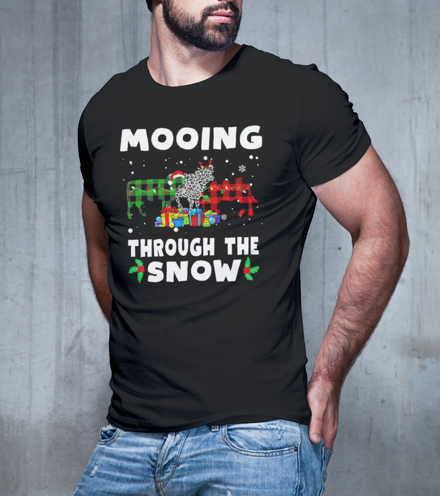 Mooing Through The Snow Christmas Plaid Cows With Presents T-Shirt