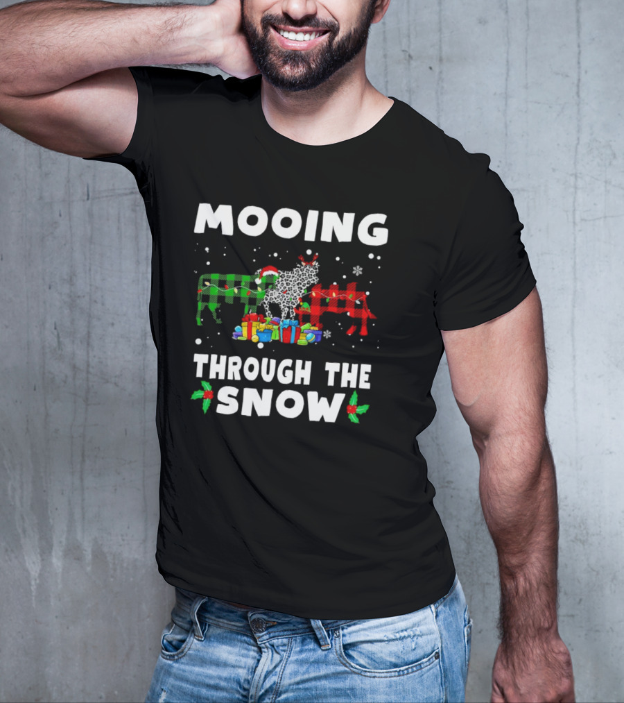 Mooing Through The Snow Christmas Plaid Cows With Presents T-Shirt