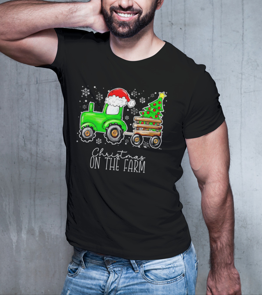 Christmas On The Farm Tractor Trailer Christmas Tree T-Shirt