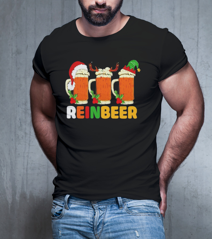 Reinbeer Merry Christmas Funny Beer Mugs With Santa And Elf Hats And Reindeer Antlers T-Shirt