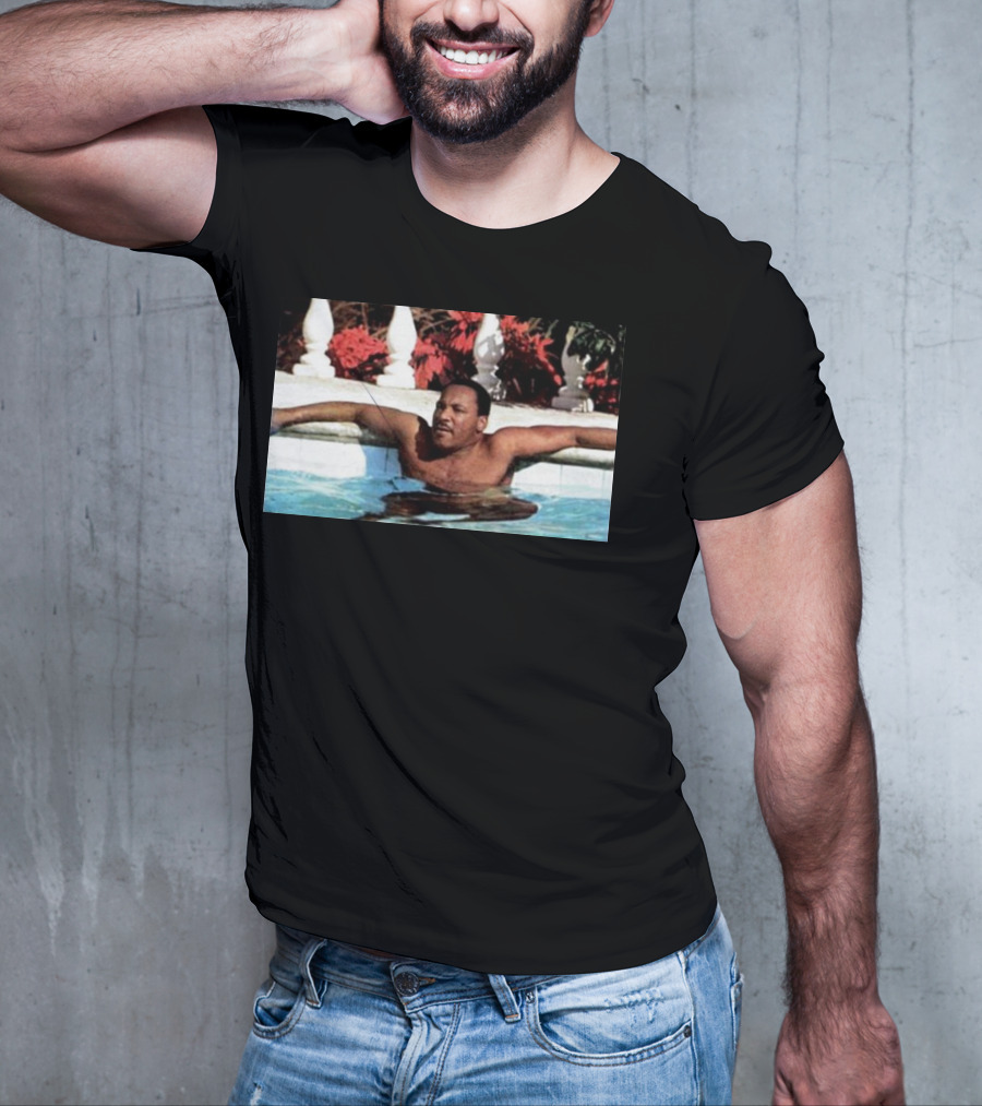 Martin Luther King Jr Relaxing In A Pool With Tropical Surroundings T-Shirt