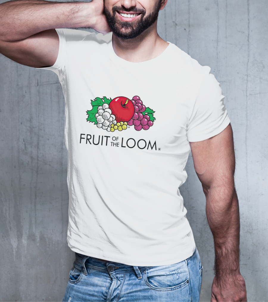 FRUIT OF THE LOOM Logo With Apples Grapes And Leaves T-Shirt