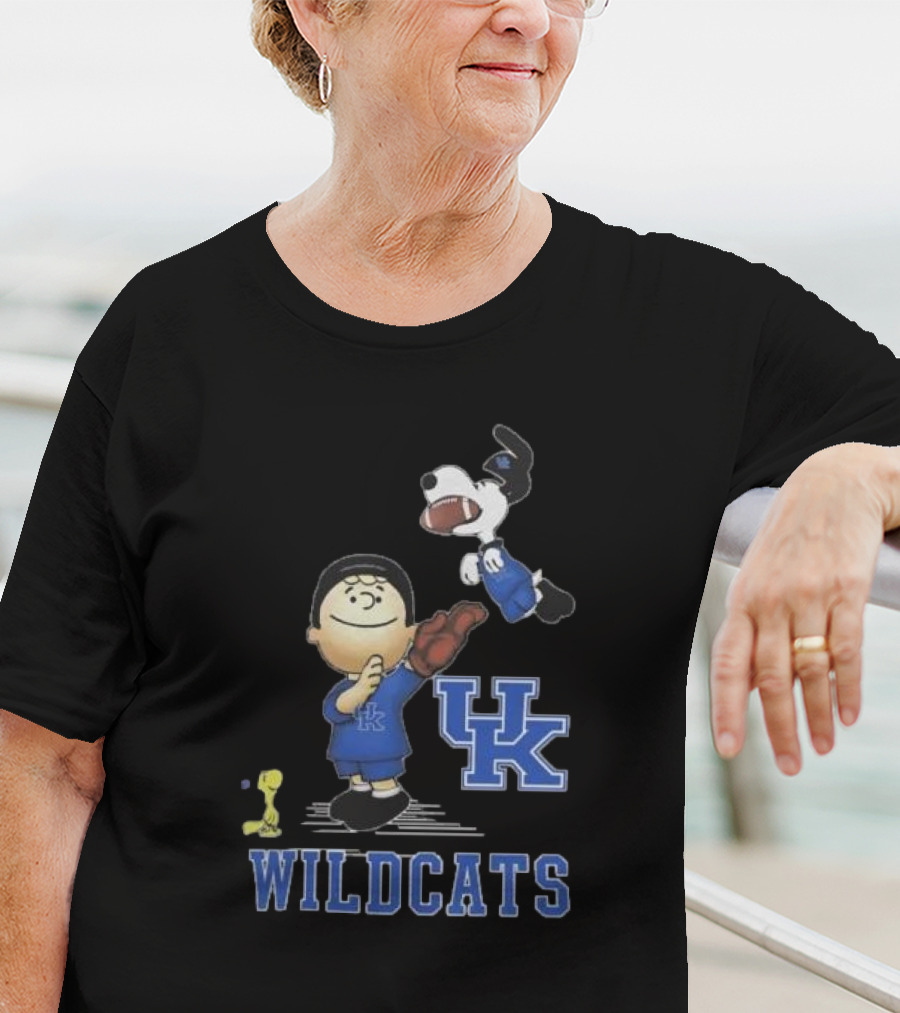 Snoopy Charlie Brown Woodstock UK Wildcats Peanuts T-Shirt