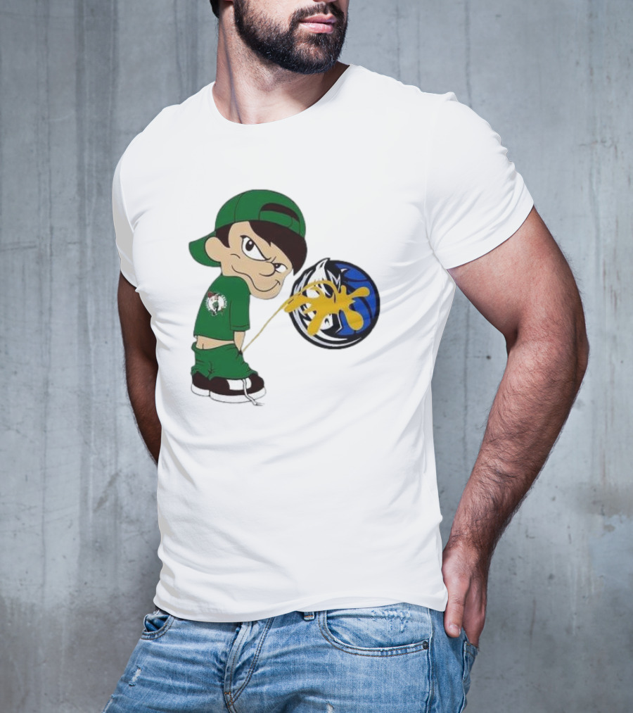 Little Boy Boston Celtics Piss On Dallas Mavericks Logo T-Shirt
