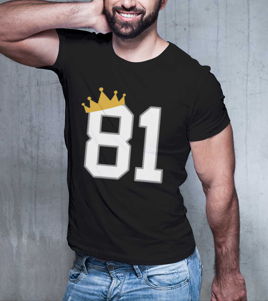 Luis Gil 81 King Iconic Number T-Shirt