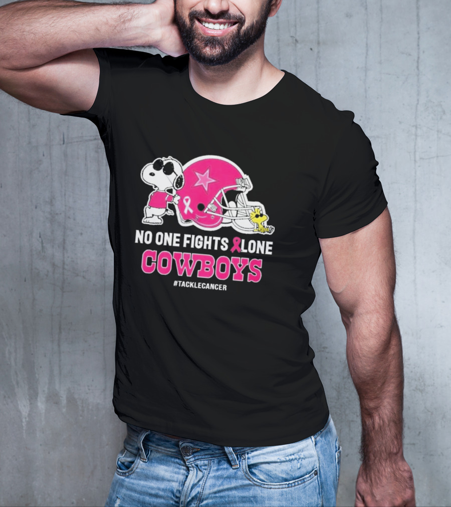 Snoopy And Woodstock No One Fights Alone Cowboys #TackleCancer T-Shirt