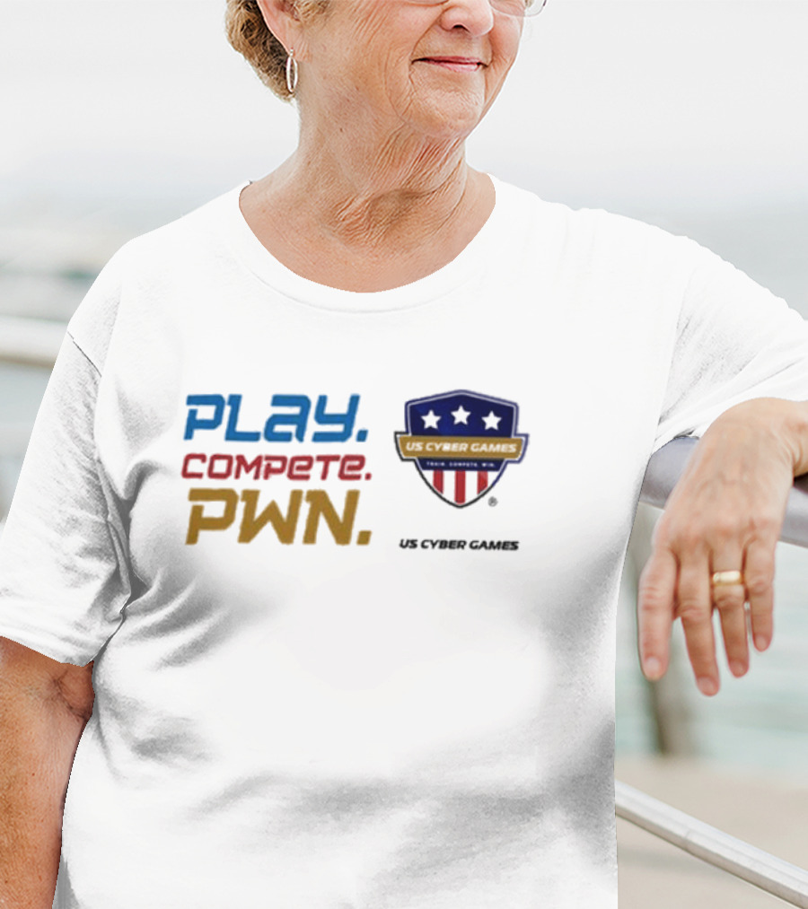 US Cyber Games Play Compete Pwn Stars And Stripes Emblem T-Shirt