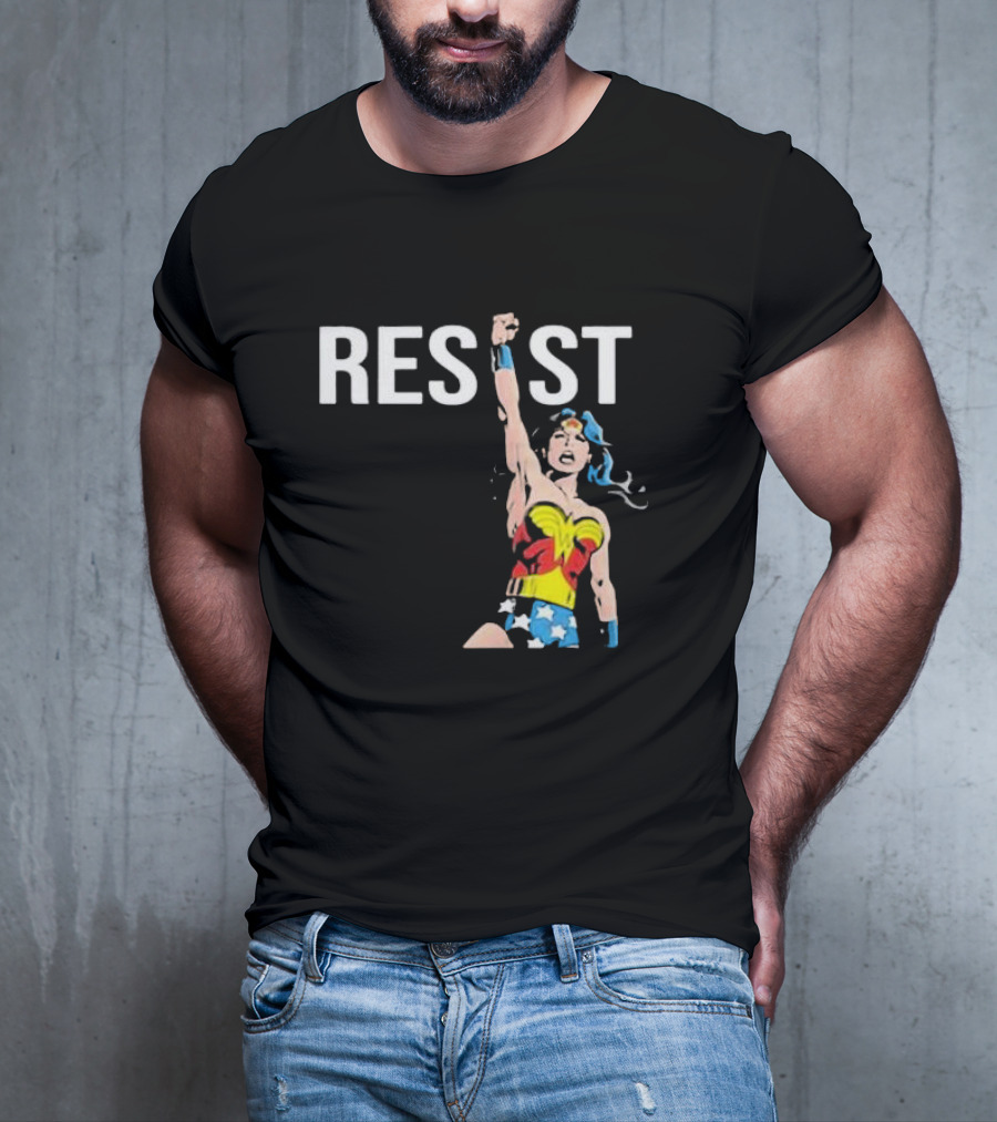 Wonder Woman Resist Power Iconic Fist Uplift T-Shirt