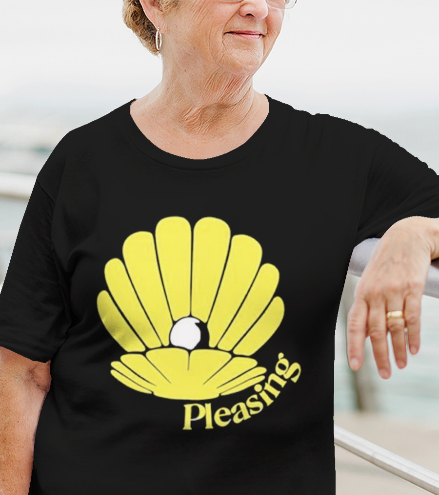 Pleasing Clam Yellow Shell With Pearl T-Shirt