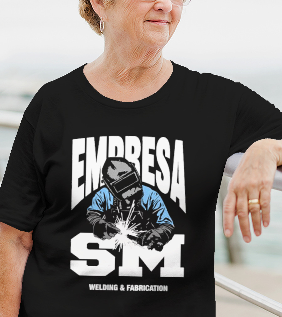 EMPRESA SM Welding And Fabrication Welder Iconic T-Shirt