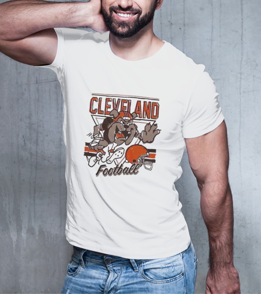 Cleveland Browns Cartoon Dawg With Helmet Football T-Shirt