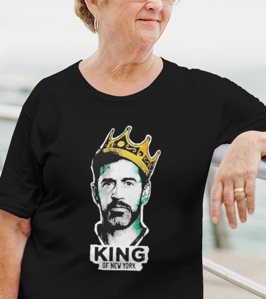 Aaron Rodgers King Of New York Wearing Crown T-Shirt