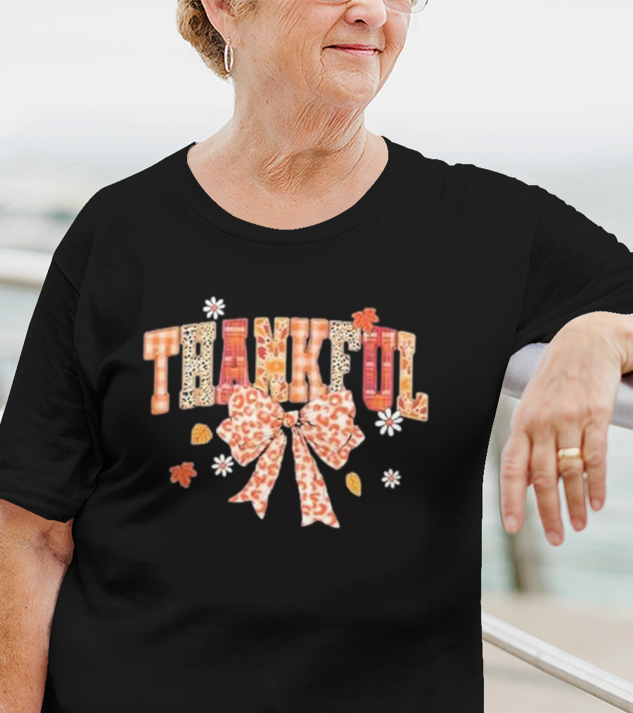 Thankful Leopard Plaid Bow With Fall Leaves And Daisies T-Shirt