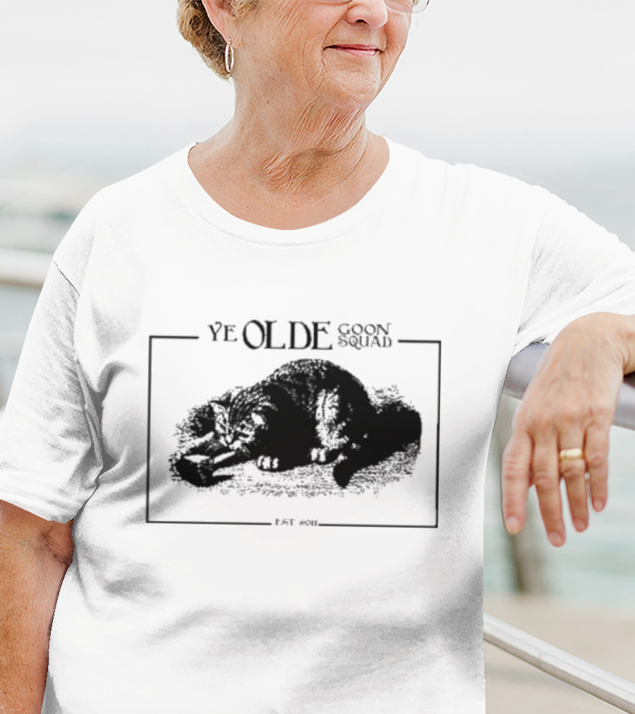 Ye Olde Goon Squad Est 2011 The Yogscast Cat T-Shirt