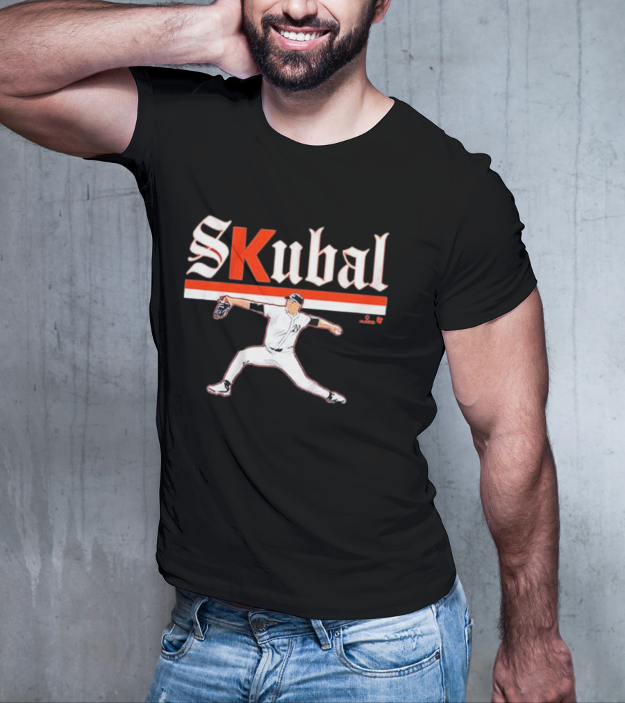 Skubal Pitching Action Vintage Style 24 T-Shirt
