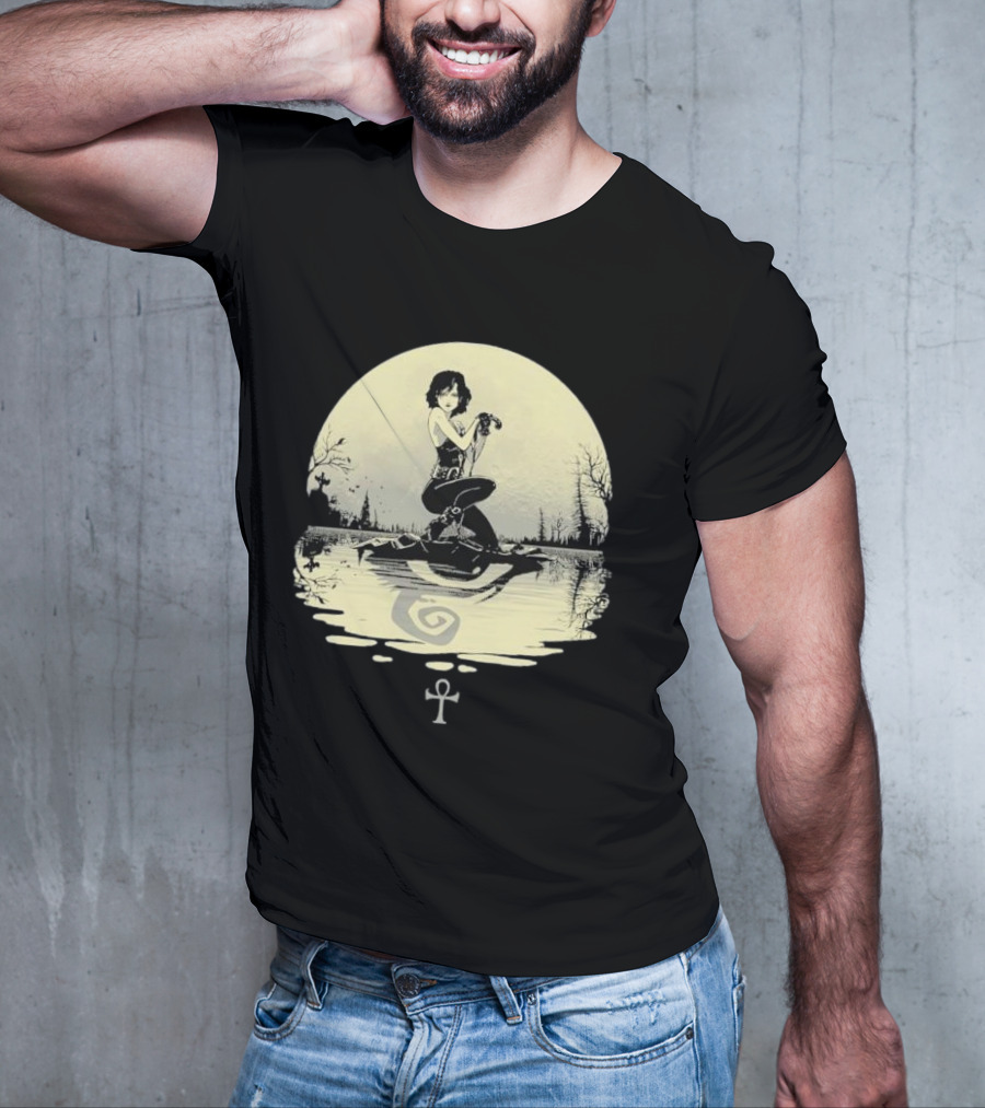 The Sandman Death Ankh Reflected In Moonlit Water Scene T-Shirt