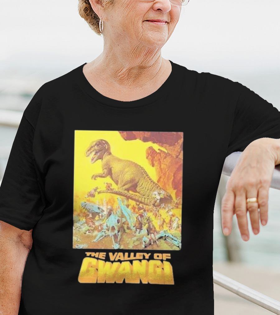 The Valley Of Gwangi Dinosaur Adventure Scene T-Shirt