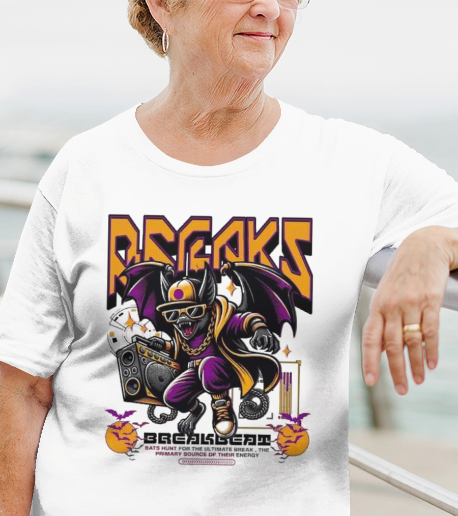 Breakbeat Bat Breaks Bats Hunt For The Ultimate Break Primary Source Of Energy T-Shirt