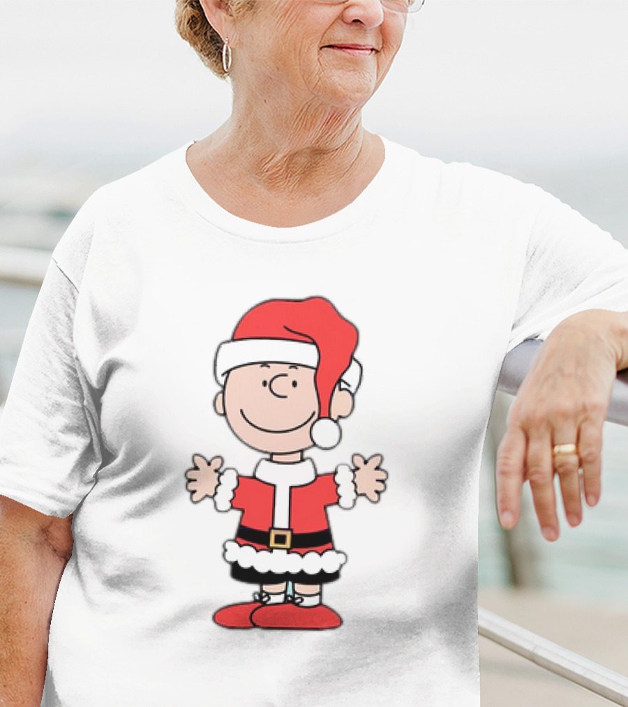 Charlie Brown Peanuts Christmas Santa Hat Holiday T-Shirt