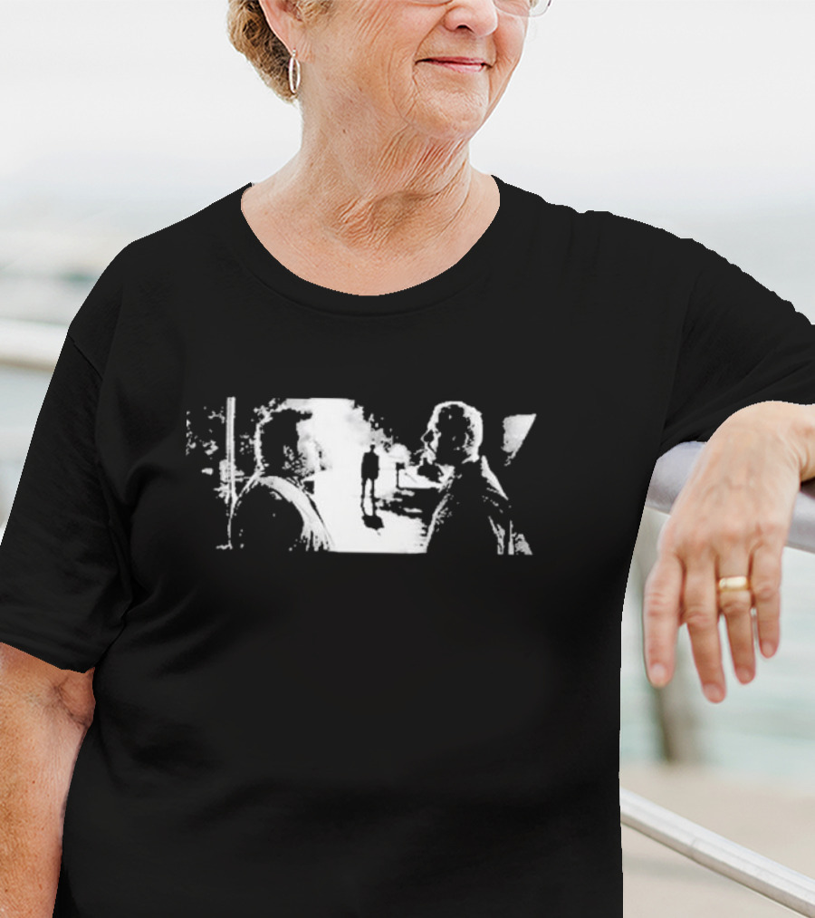 Das Bootleg Visions Dreams Of Passion Dark Silhouette Encounter Scene T-Shirt