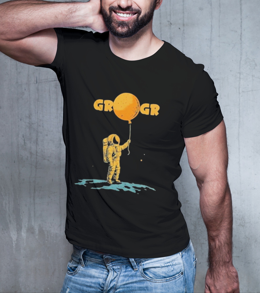 Aj Writes Crypto Get Rich Or Get Rekt Astronaut Holding Orange Moon Balloon T-Shirt