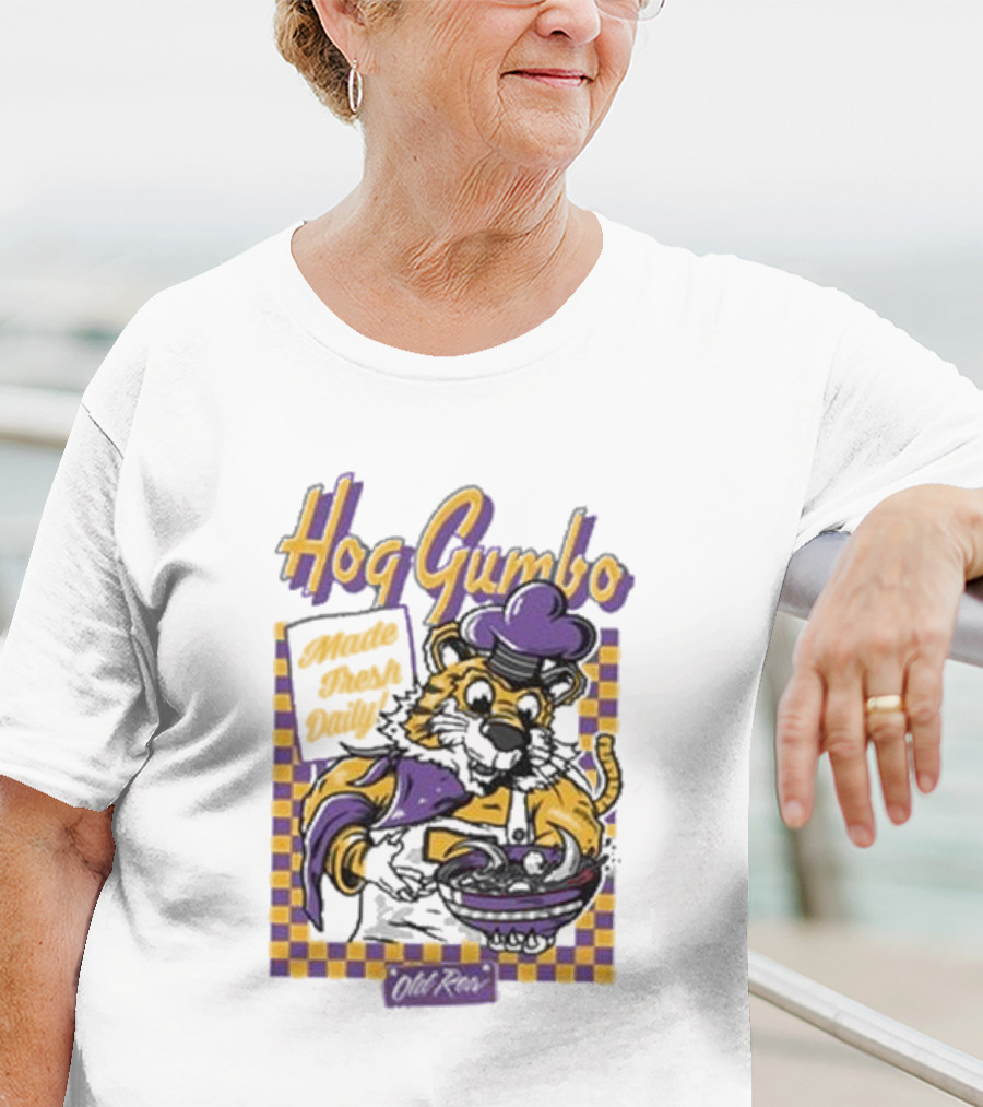 Old Row Hog Gumbo Made Fresh Daily Tiger Chef Purple Gold Checkered T-Shirt