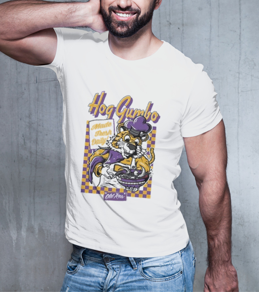 Old Row Hog Gumbo Made Fresh Daily Tiger Chef Purple Gold Checkered T-Shirt