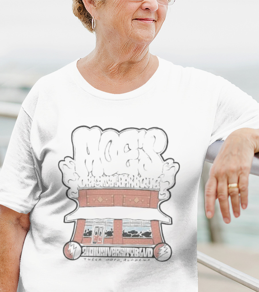 Moe's Original Barbecue Tuscaloosa Alabama 2101 University Blvd Warped Building T-Shirt