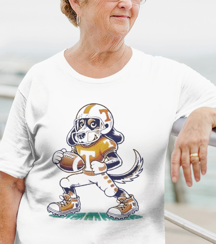 Tennessee Vols Smokey Dog Mascot Football Player T-Shirt