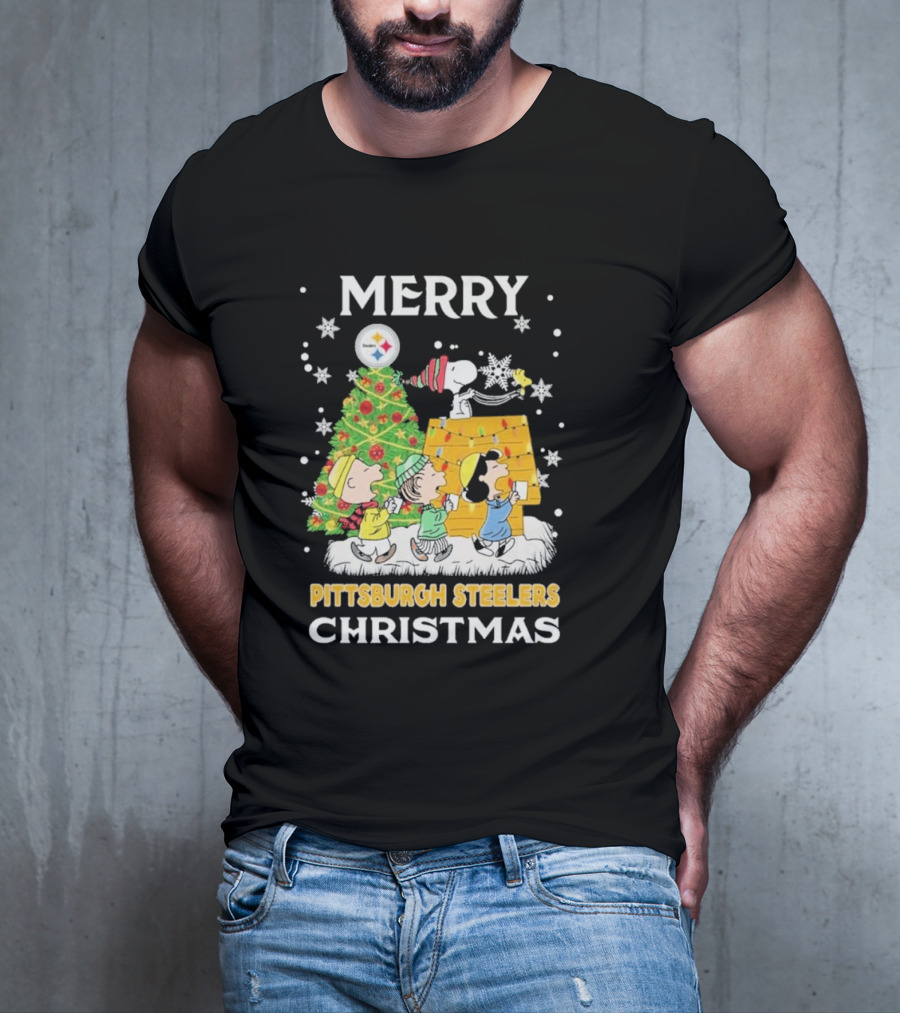 Merry Pittsburgh Steelers Christmas Peanuts Snoopy Holiday T-Shirt