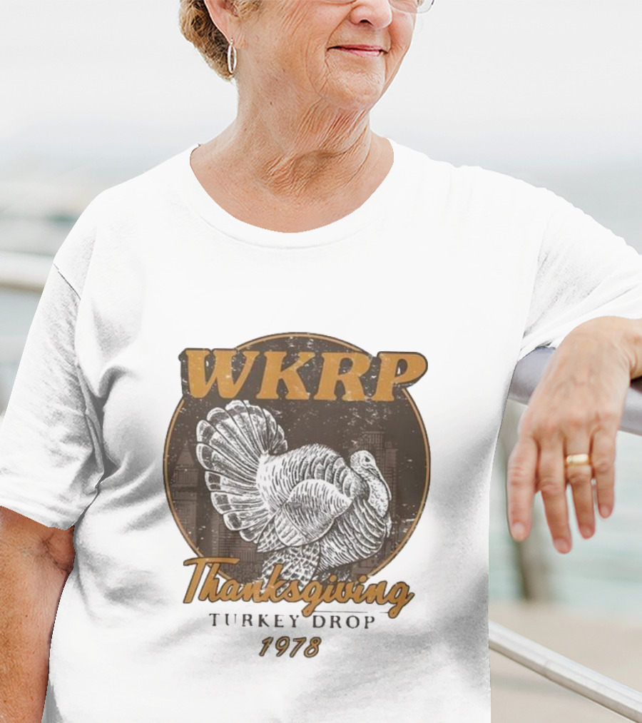 WKRP Thanksgiving Turkey Drop 1978 T-Shirt