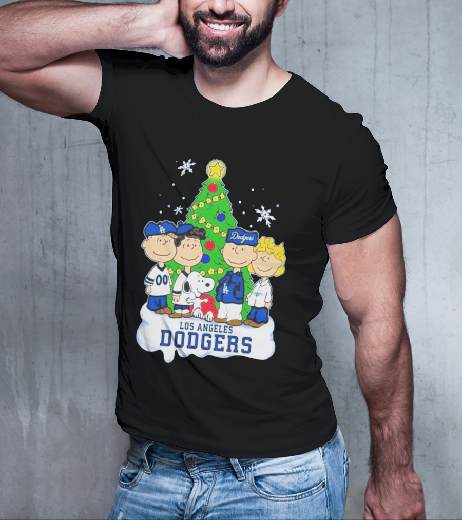 Los Angeles Dodgers Christmas With Snoopy And Peanuts Characters T-Shirt