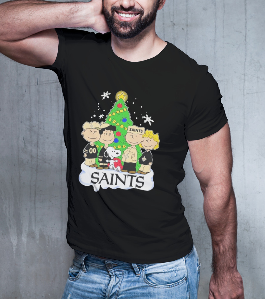 New Orleans Saints Snoopy Christmas Tree Peanuts Characters Snowflakes T-Shirt