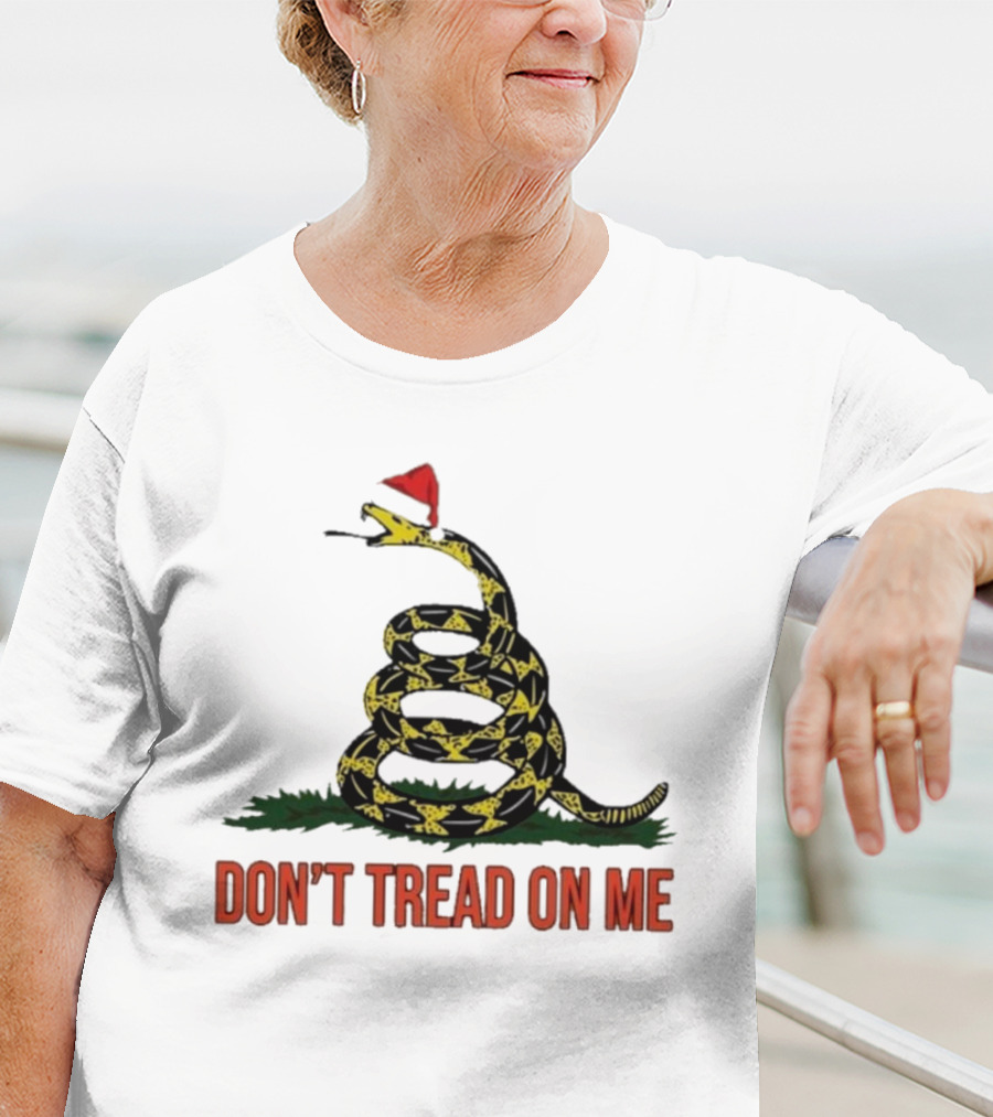 Don’t Tread On Me Christmas Santa Hat Gadsden Flag T-Shirt