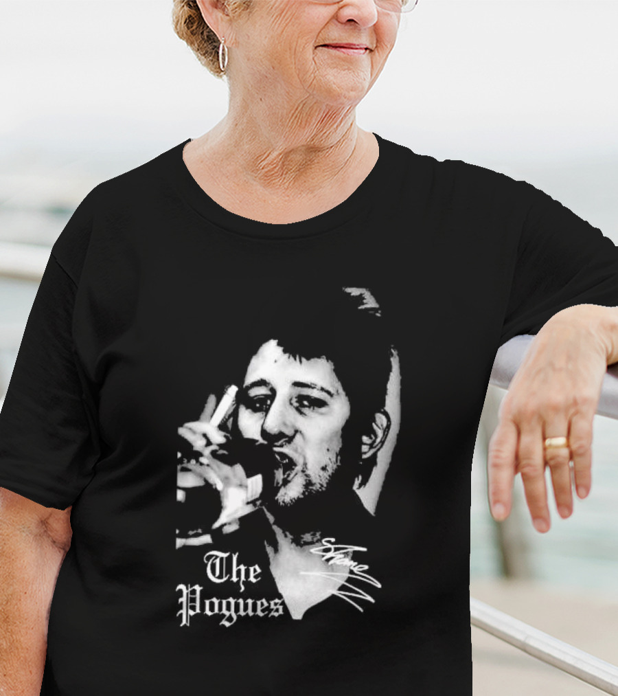 The Pogues Shane MacGowan Smoking Black And White Photo T-Shirt