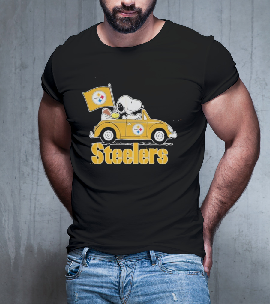Pittsburgh Steelers Snoopy Driving Car With Flag T-Shirt
