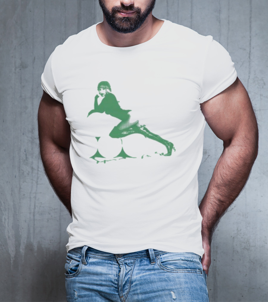 1Wish Ava Max Christmas Iconic Green Festive T-Shirt